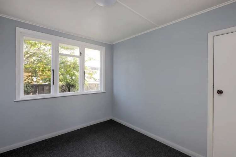 1025A Bledisloe Street Raureka_5