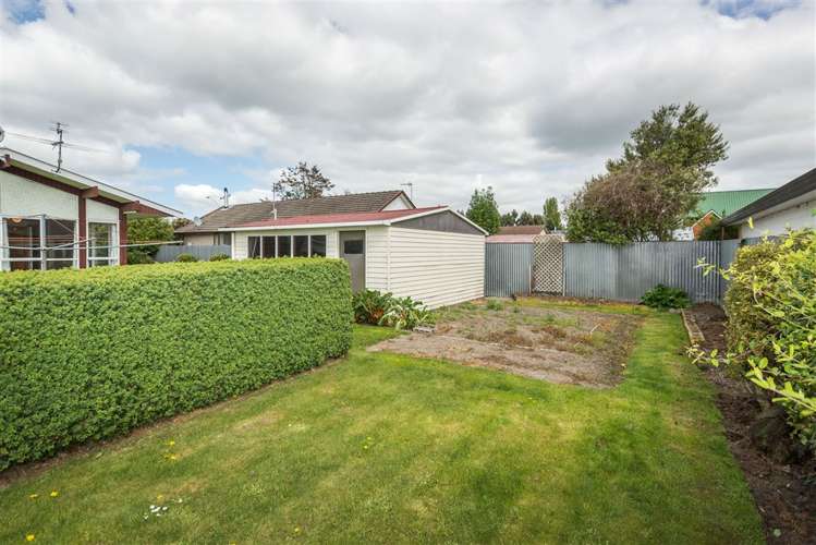 36 Woodend Road Woodend_18