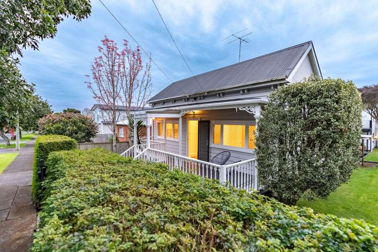 26 & 26A Cameron Street Onehunga_29