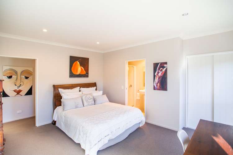 3 Romney Close Richmond_29