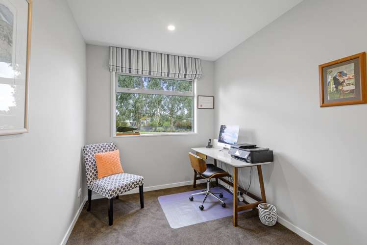 17 Churchlea Place Darfield_11