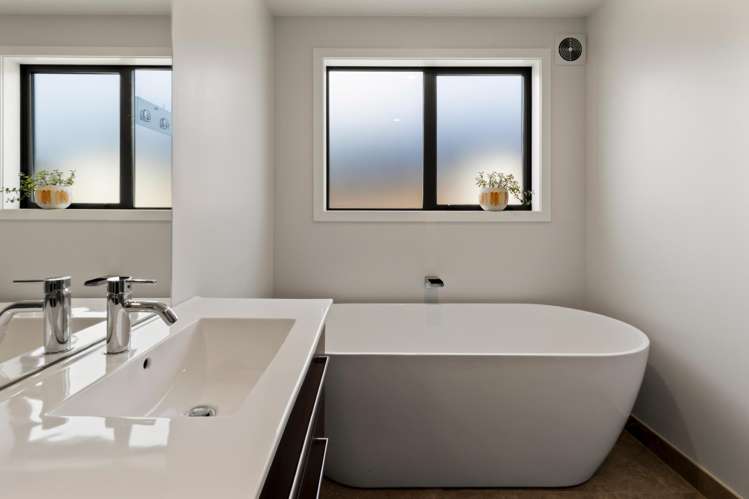 64 Jack Hanley Drive Jacks Point_19