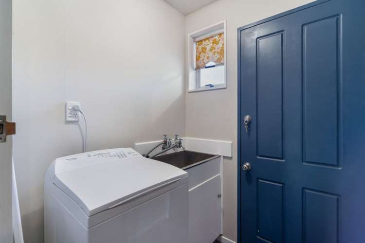 37 Oakley Crescent Hornby_13