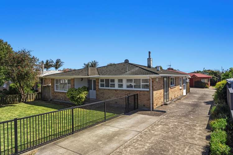 12 Churchill Street_0