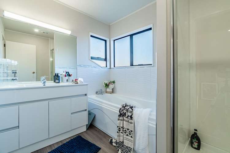 1/8 Mandica Place Sunnynook_16