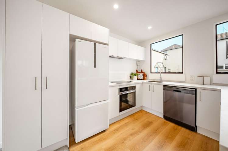 4/16 Derby Street Saint Albans_4