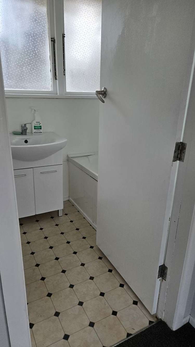 1/9 Hyde Street Manurewa East_10