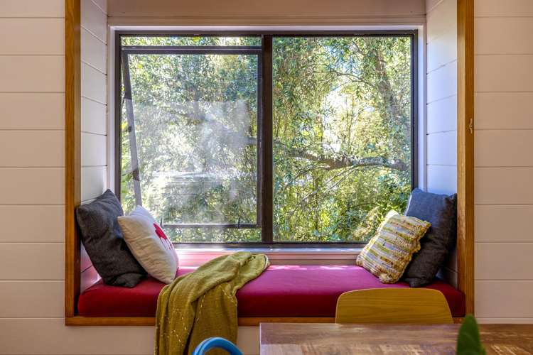 32 Ocean Road Surfdale_11