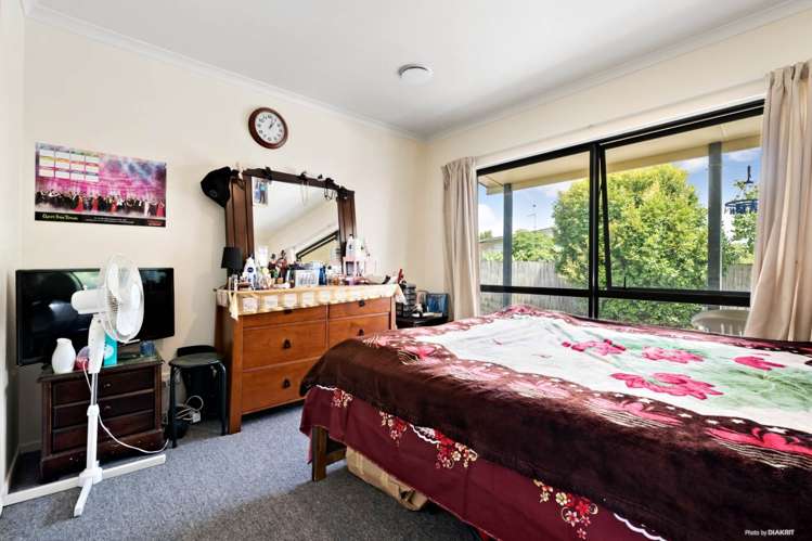 4a Fairdene Avenue Henderson_2