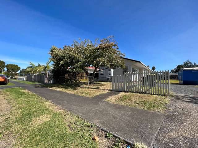 16 Kivell Close Mangere East_1