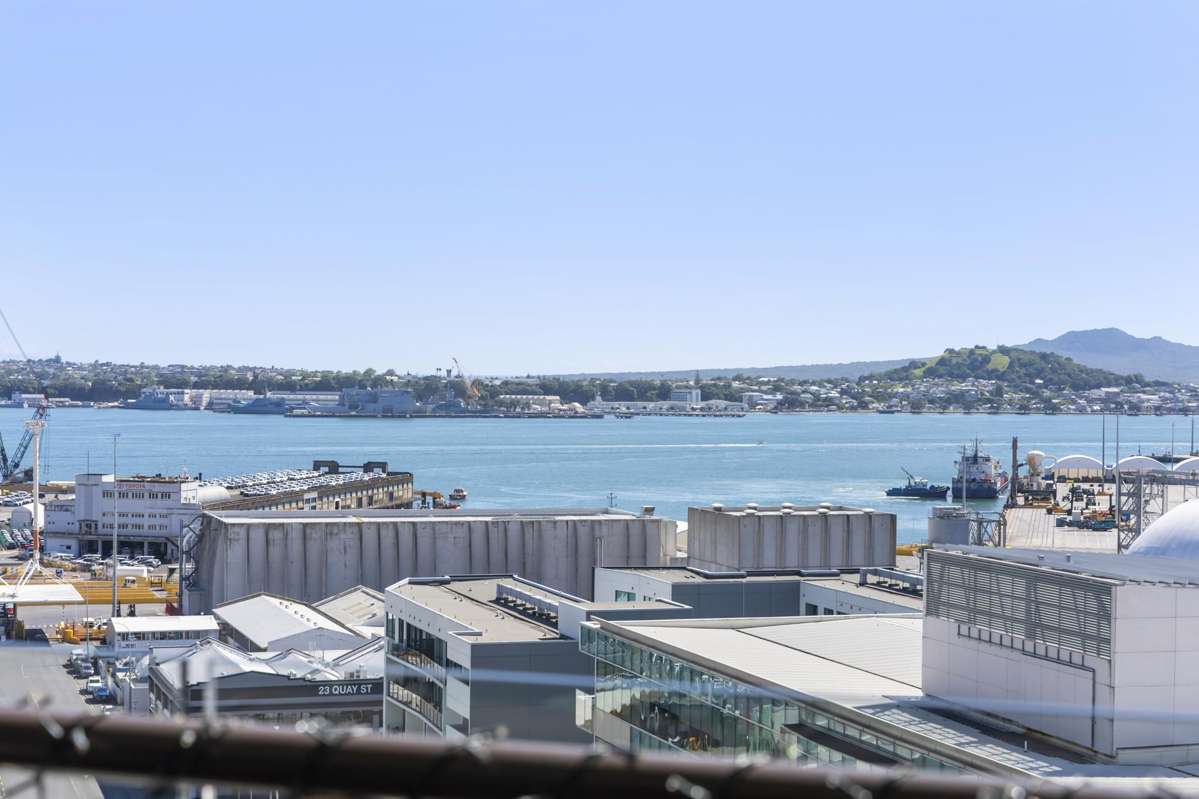 1208/47 Beach Road_2