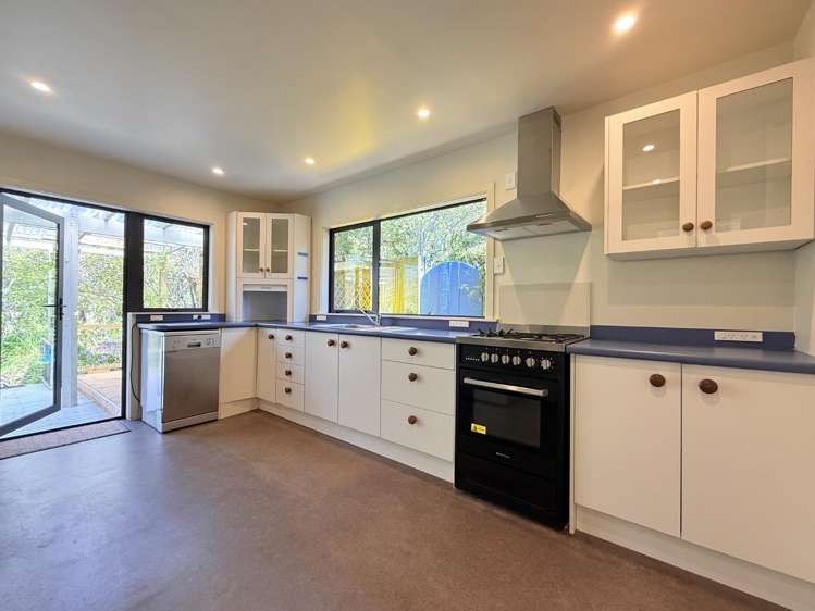 7 Teal Valley Road 10800_2