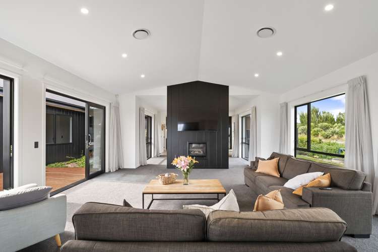 6 Dickins Lane Aokautere_21