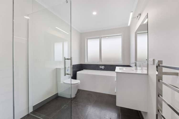 64 Pharazyn Street Feilding_16