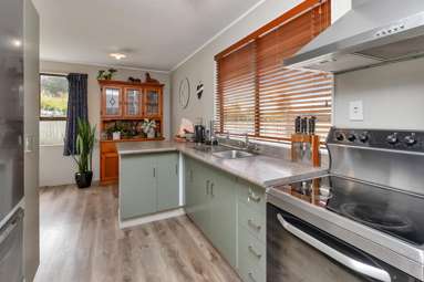 68 Peter Snell Road_2