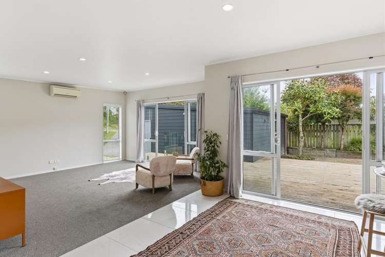 7 Forest Road Raumati South_10