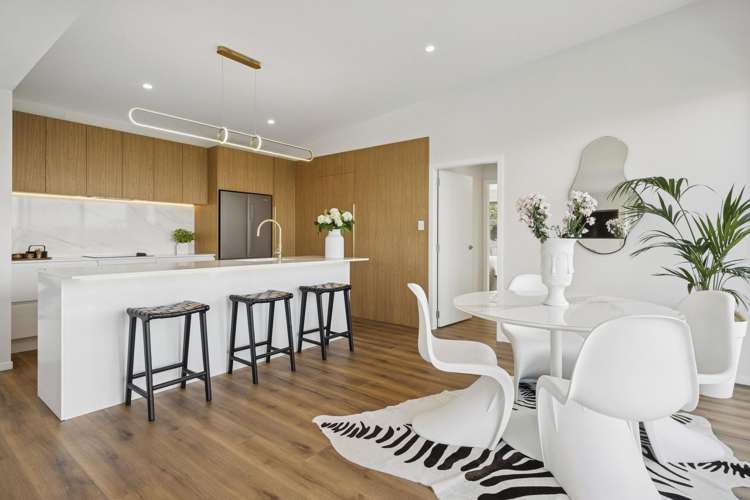 15A Winifred Way Belmont_12