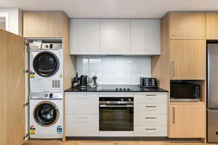 Unit 211/327 Frankton Road Town Centre_7