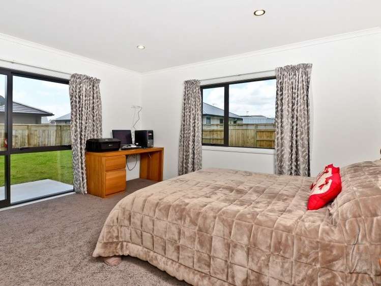 24 West Thompson Street Leamington_25