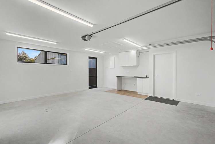 B/20 Holloway Waikiwi_14