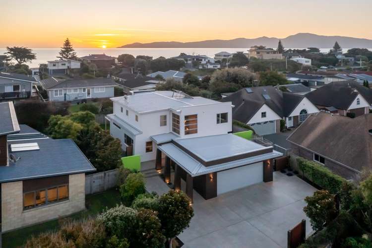 21 Metzenthin Close Raumati South_0