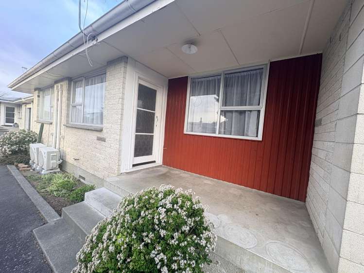 3/813 Lyell Street_0