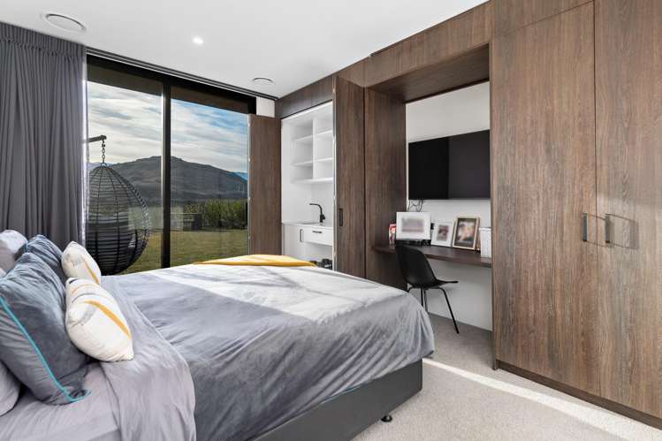 2 Alpine Avenue Dalefield/Wakatipu Basin_8