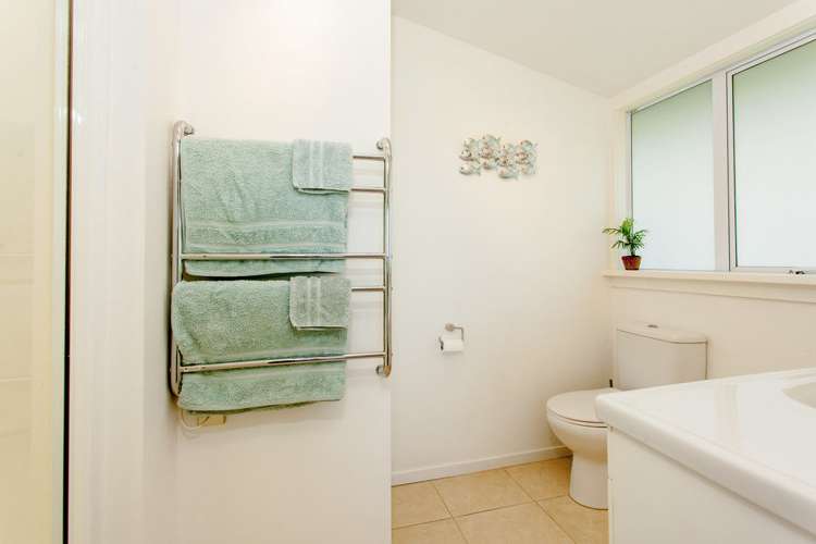 20 Queens Drive Oneroa_24