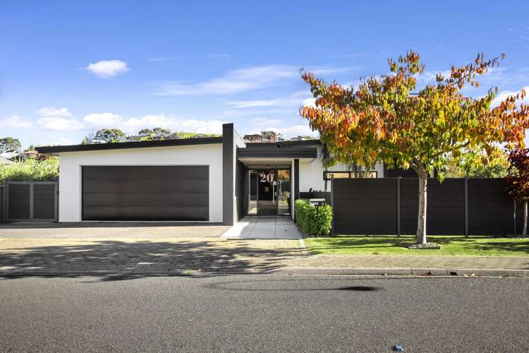 20 Heathfield Drive_3