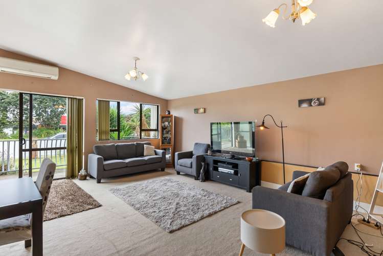 114 Coronation Road Mangere Bridge_9