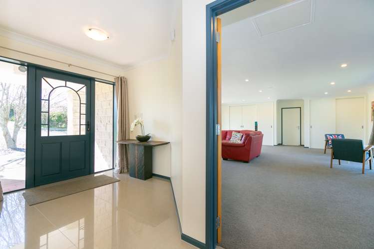 930 Upland Road Egmont Village_6