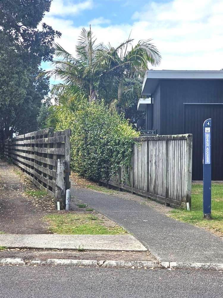 205 Kenwood Drive Matarangi_18