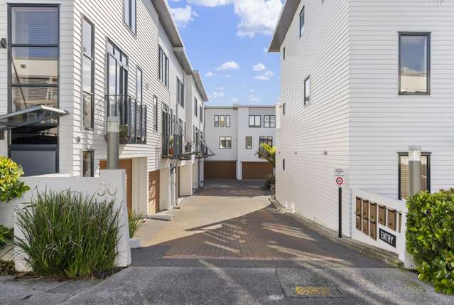 10/50 Livingstone Street Westmere_1