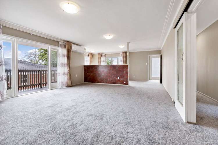 80 Roberts Road Te Atatu South_5