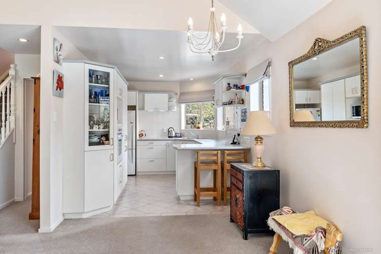 79 Te Atatu Road Te Atatu South_7