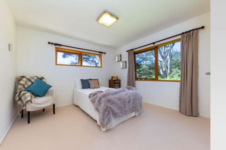184 Laingholm Drive Titirangi_14