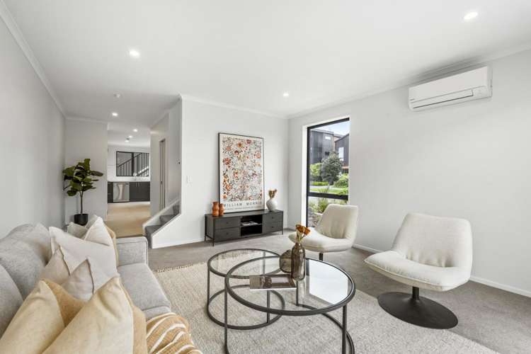 6 Waka Moana Drive Hobsonville_1