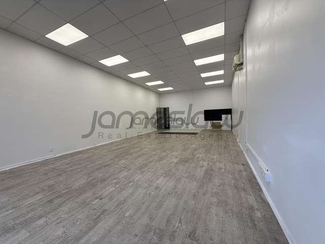 9B/219 Moore Street Howick_3