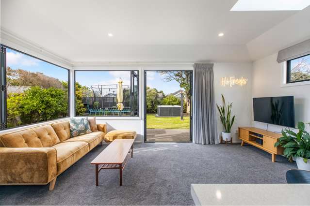 34 Puru Crescent Lyall Bay_1