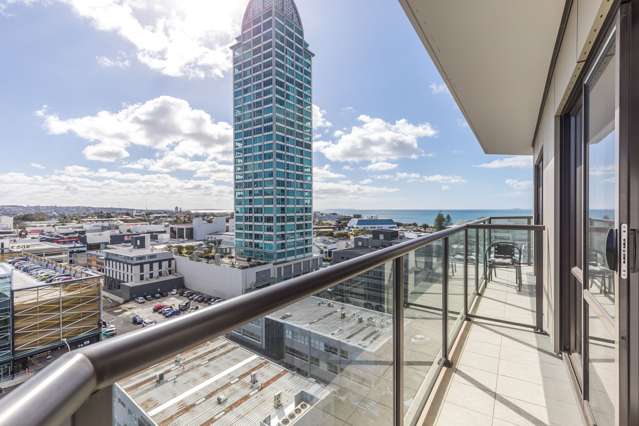 Harbour & Lake Views - Spencer on Byron