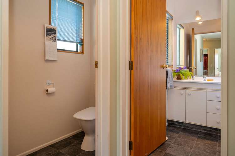 20 Fernlea Rise Richmond_11