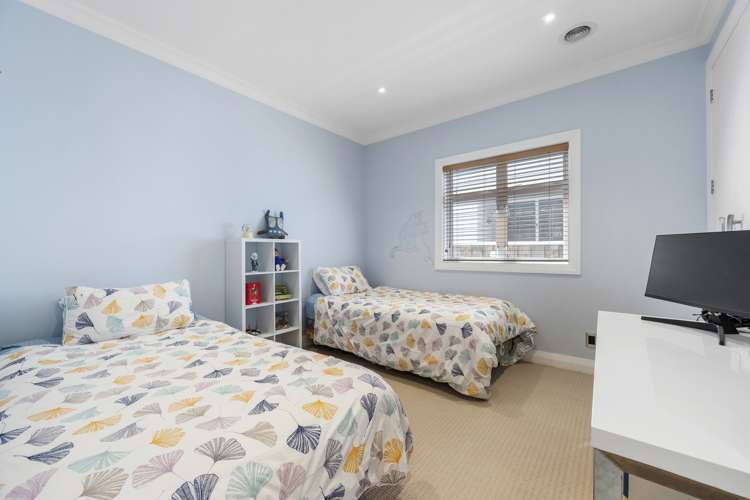 5 Streatlam Crescent Strathmore Park_9