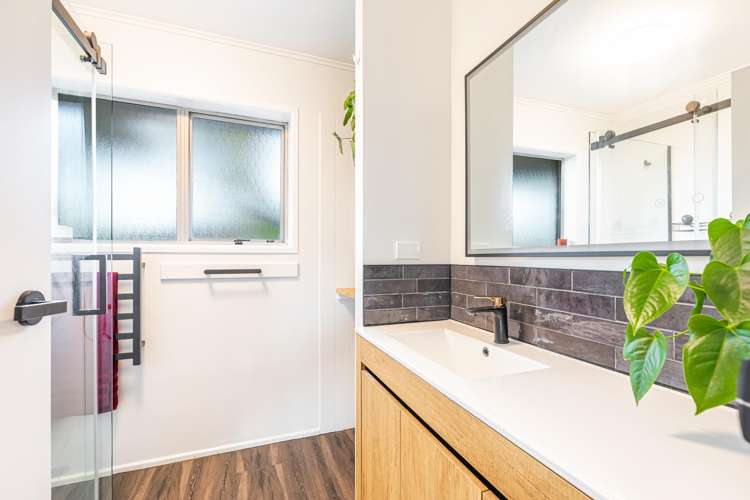 19 Grassmere Road Henderson Valley_15