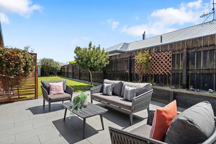 60 Kingsford Drive Stoke_21