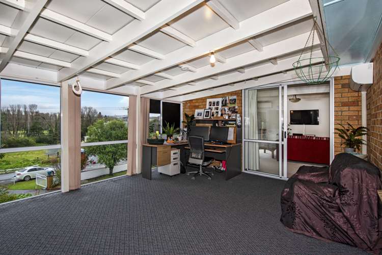 16 Toetoe Road Otaika_15