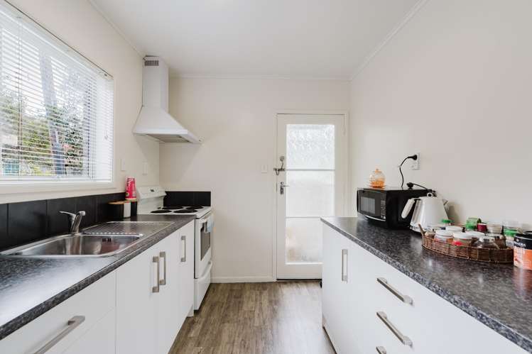 201A & 201B Cambridge Road Hillcrest_11