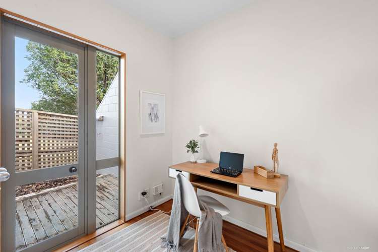 2/18a Richards Avenue Forrest Hill_20