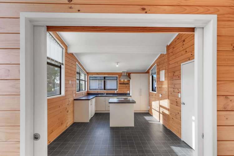 4 Kebbell Avenue Levin_8