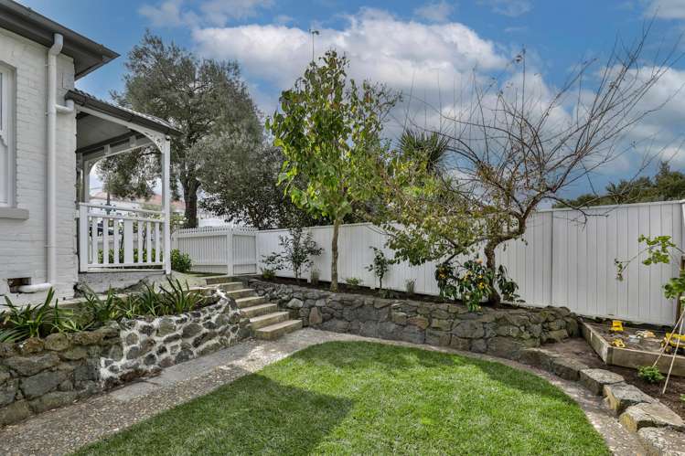 37 Commercial Road Grey Lynn_18