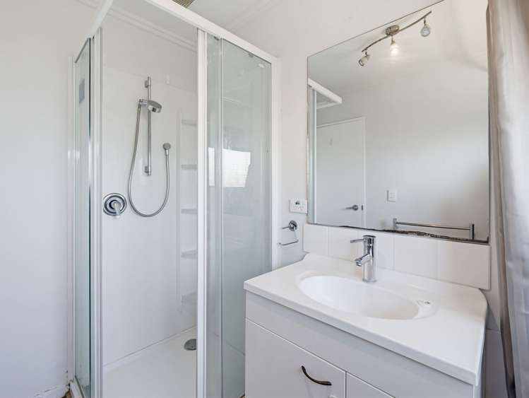 22 Peter Hall Drive Kelvin Grove_10